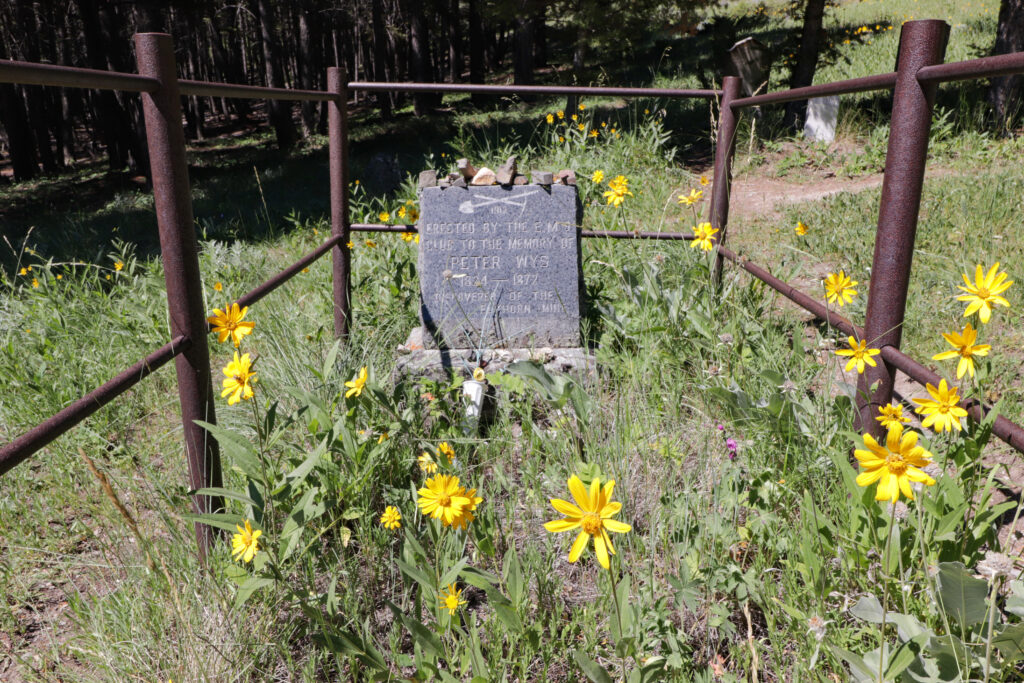 Headstone of Peter Wys