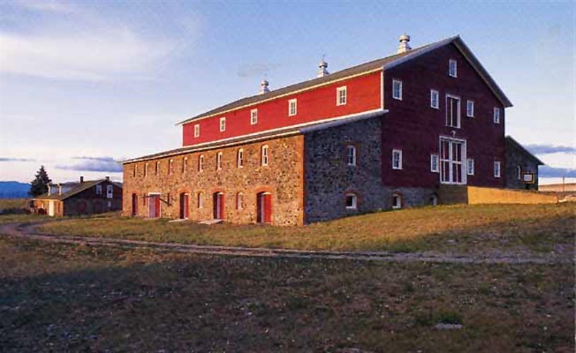 The Kleffner: historic barn