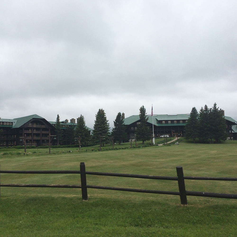Glacier Park Lodge, East Glacier