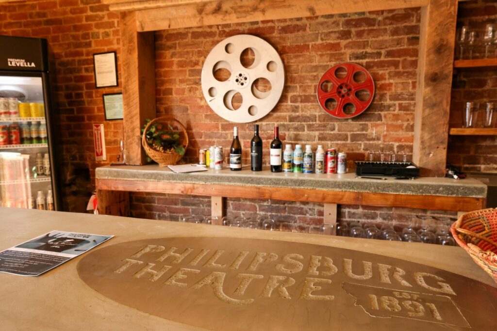 Philipsburg Theatre Bar