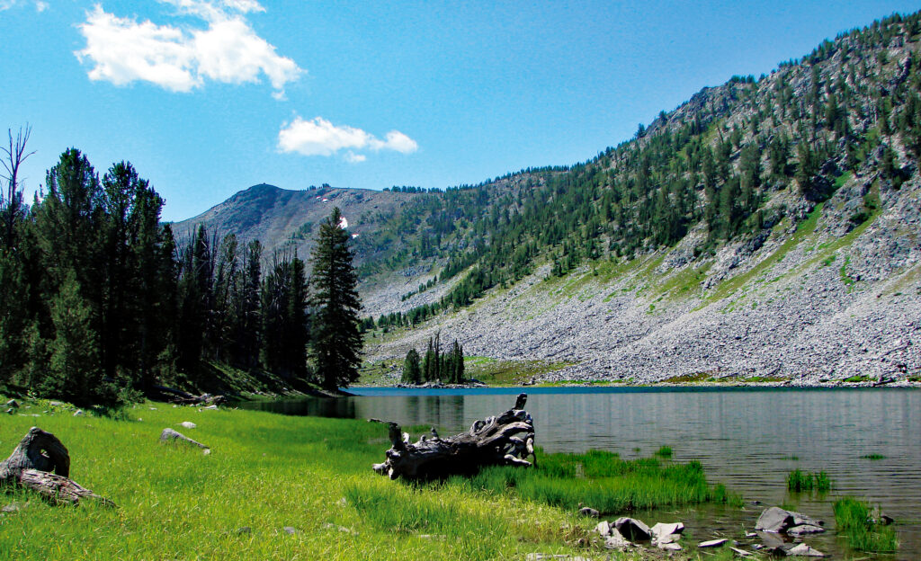 Elbow Lake in the West Pioneers | PC: Leroy Friel