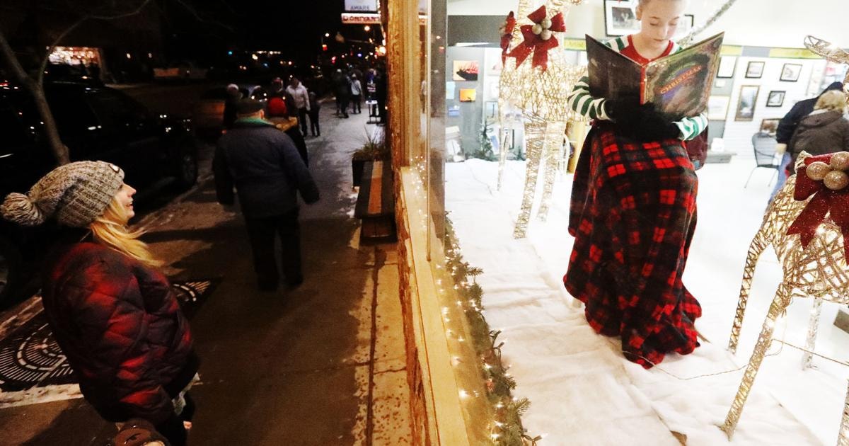 Tree Lighting and Christmas Stroll